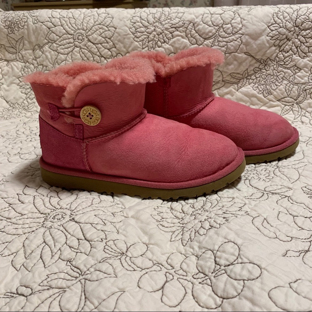 UGGS short pink womens Bailey Button boots